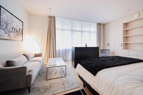 B&B Suites 124