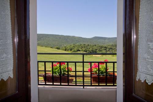 Casa Rural Lazkano En Sierra de Urbasa