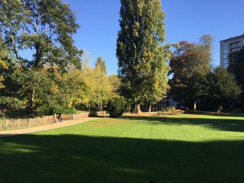 Bed & Breakfast 50's Studio Parc Marie-jos�e