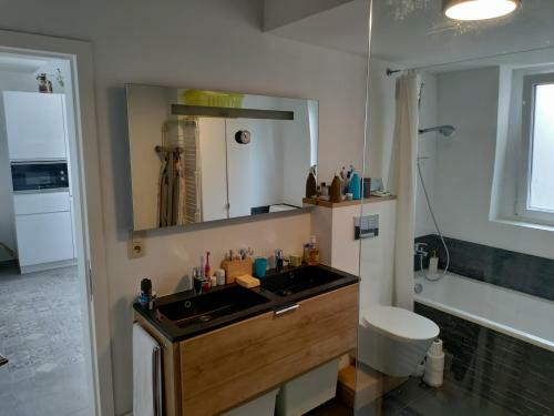 Apartamento Studio Cosy Dans Grand Appartement (merode) Parc Du Cinquantenaire