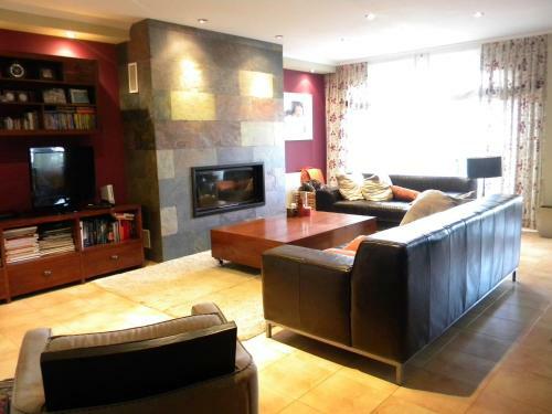 Las Lagunas - No Se Admite Jovenes