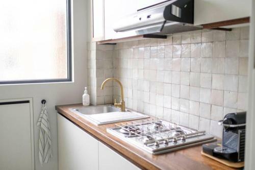 1 Bedroom Apartment Place Sainte-catherine