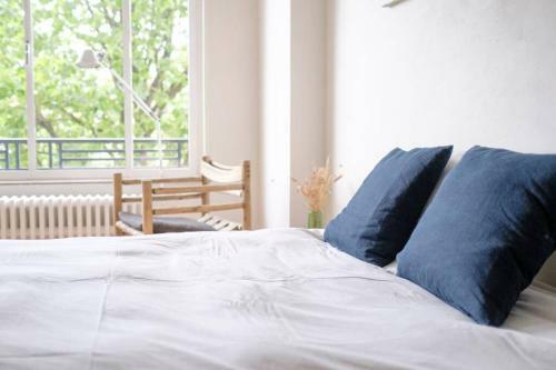 1 Bedroom Apartment Place Sainte-catherine