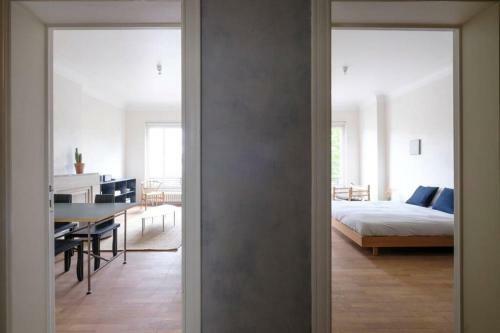 1 Bedroom Apartment Place Sainte-catherine