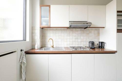 1 Bedroom Apartment Place Sainte-catherine