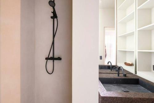 1 Bedroom Apartment Place Sainte-catherine