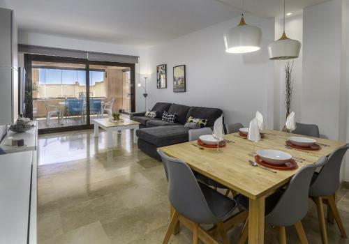 Apartamento 2311-modern Apt With Pool View