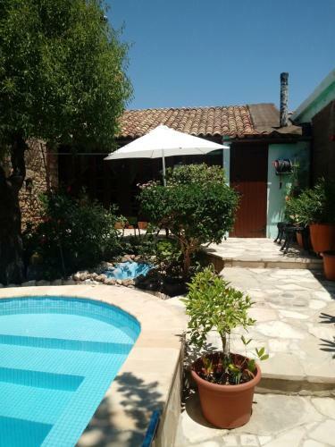 Magic Garden Holiday Home