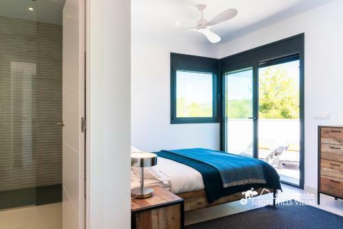 Villa Rueda With Heated Pool, Hot Tub And Great Views