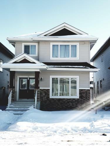Victoria House Entire Cellar Suite
