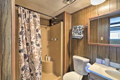 Cozy Cabin Retreat With On-site Trail Access!