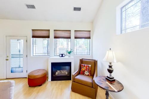 Comfortable Mountain Retreat