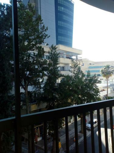Lovely 4-bed Apartment In Nicosia Center