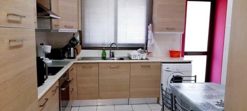 Lovely 4-bed Apartment In Nicosia Center