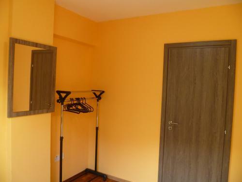 Hostal City Center Private Twin Room - Dimofontos