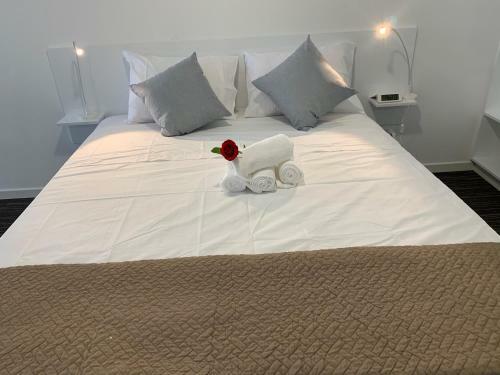 Hostal Nicosia 5 Stars Suites