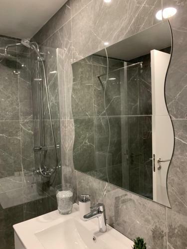 Hostal Nicosia 5 Stars Suites