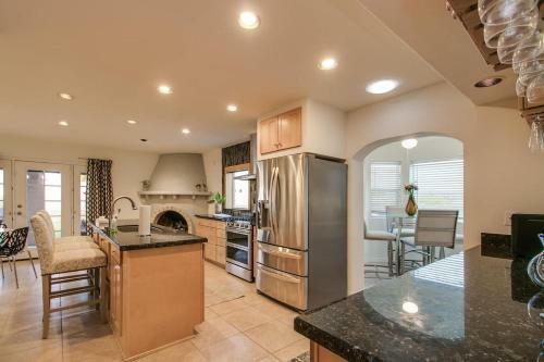 Sunset Views From This Hilltop Fountain Hills Gem