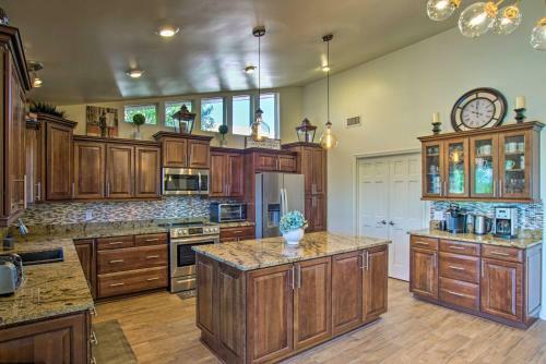 Fountain Hills Luxe Desert Oasis With Mtn Views