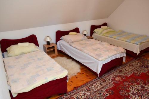 Apartments Ogorjelica