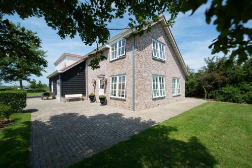 Hotel Hof Van Renesse / Pension Lockershof