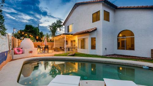 Mission Style 5 Br Home, 5 Min To Downtown Gilbert Heated Pool