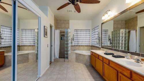 Mission Style 5 Br Home, 5 Min To Downtown Gilbert Heated Pool