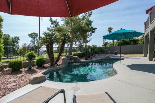 Spectacular Golf Course Home With Pool And Views