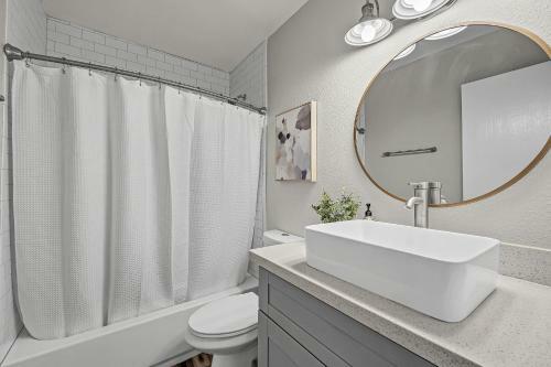 Gilbert Charmer! Close To Downtown Gilbert Fun! Home