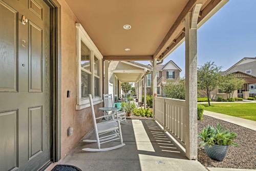 Contemporary Gilbert Home With Furnished Patio!