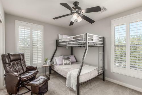 Super Upgraded Gilbert 2 Story! Dog Friendly! Home