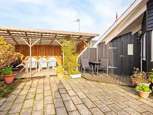 Holiday Home B�rkop Lii