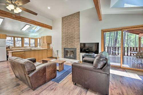 Serene Greer Cabin With Grill 12 Mi To Skiing!