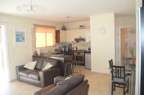 Apartamento Whiteroseapartment Penthouse Kapparis