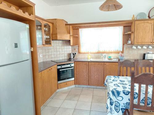 Stunning 2-bed Villa In Paralimni