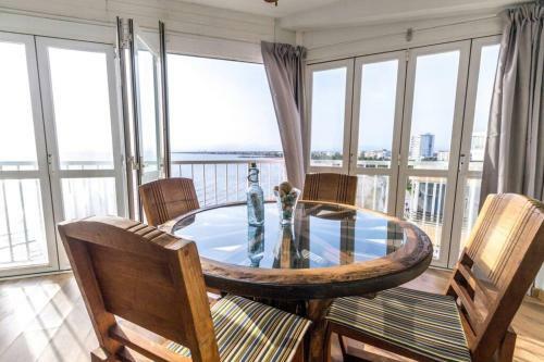 Primera Linea De Mar. Apartamento Tur�stico Salou