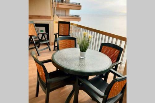 Apartamento Frente Al Mar. Salou. Playa Capellans