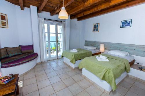 Villa Clarissa & Carmel View