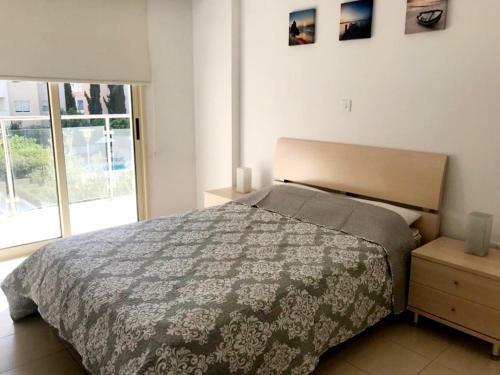 Elysia Park Cozy 2 Bedroom Apartment
