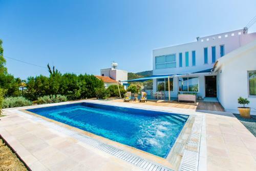 Villa Med. Coast Deluxe