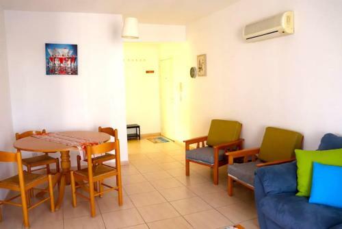 Central 2 Bedroom Apartment In Kato Paphos