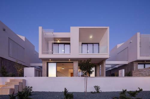 Avalon 1 Villa 11 Kosta Communal Pool