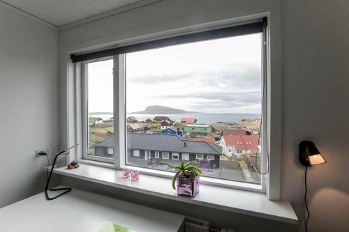 Faroeguide Seaview Villa And Apartment