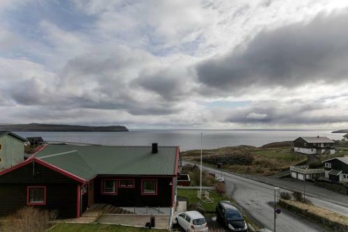 Faroeguide Seaview Villa And Apartment