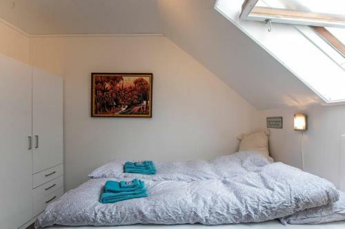 Faroeguide Seaview Villa And Apartment