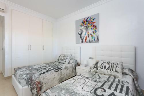Luxury Golf & Sea Apartment