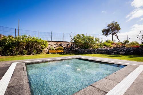 Oasis Del Sur With Sea Views (golf Del Sur)
