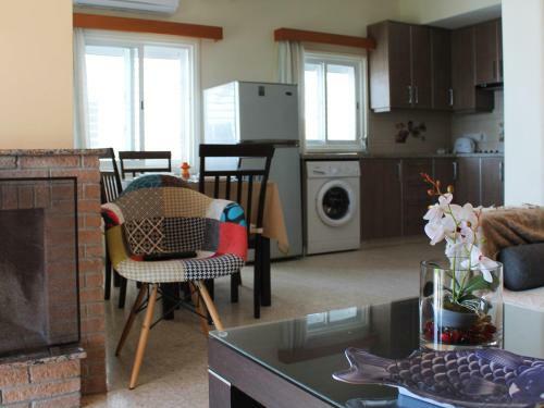 Panorama Beach House, 50 Meters To The Sea