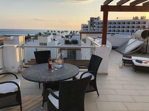 Marina View Villa 11