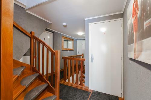 Hostal Alex Rooms Amsterdam Airport